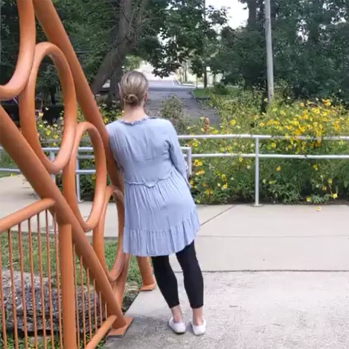 Leah Korn WashU Dancer in Exquisite Dance